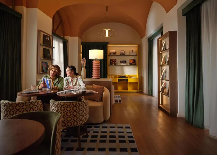 Rosetta Hotel Perugia Tapestry Collection By Hilton