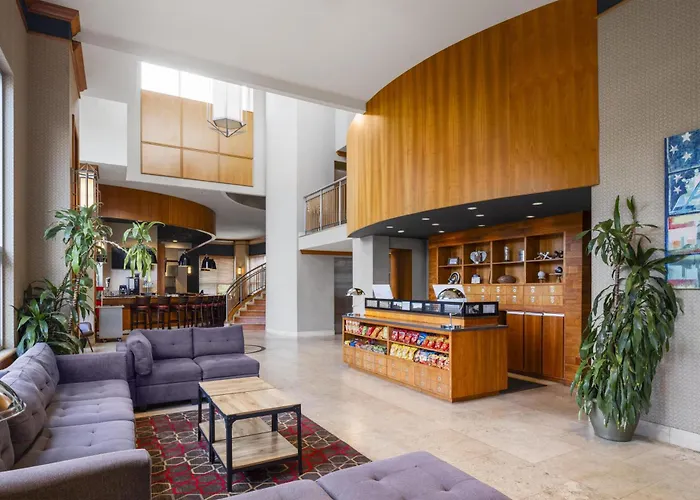 Best Western Premier Plainview-Long Island Hotel