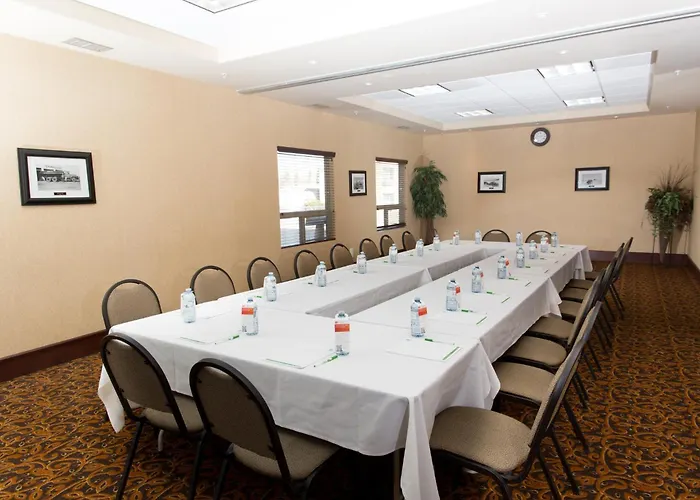 Holiday Inn & Suites Lloydminster By Ihg