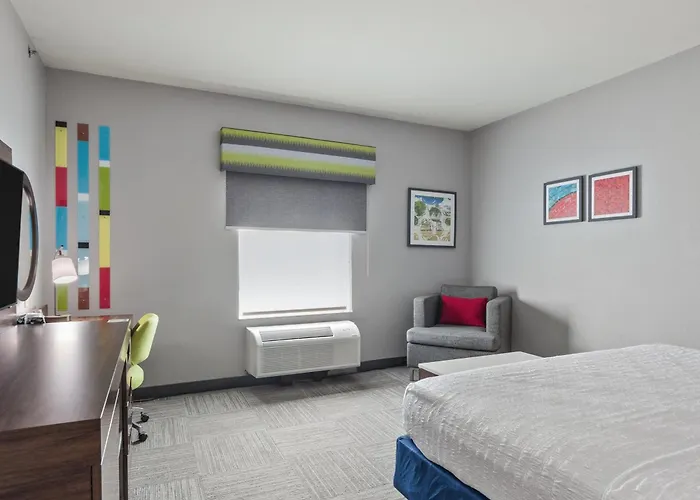 Hampton Inn & Suites Denison