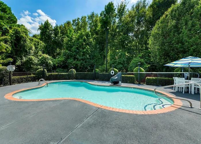 Sonesta Essential Hotels Longview