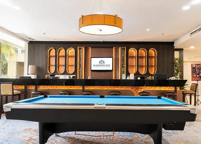 Harmoni One Convention Hotel And Service Apartments