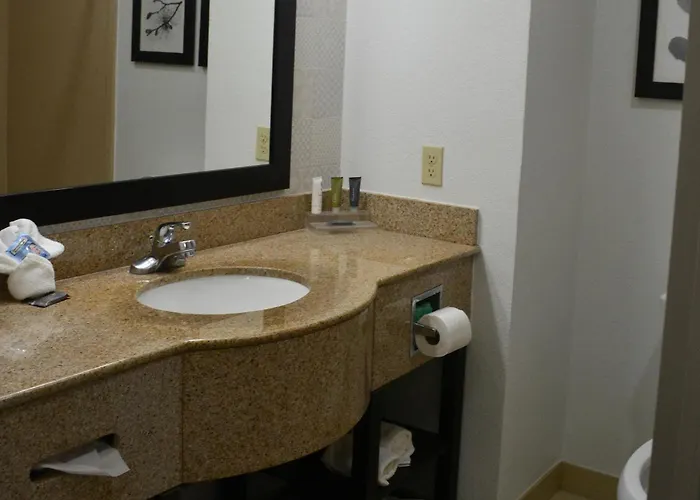 Country Inn & Suites By Radisson, Oklahoma City - Quail Springs, Ok