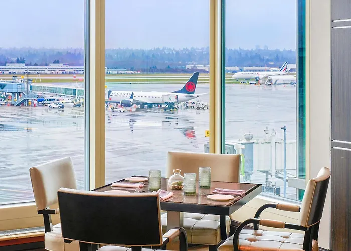 Fairmont Vancouver Airport In-Terminal Hotel