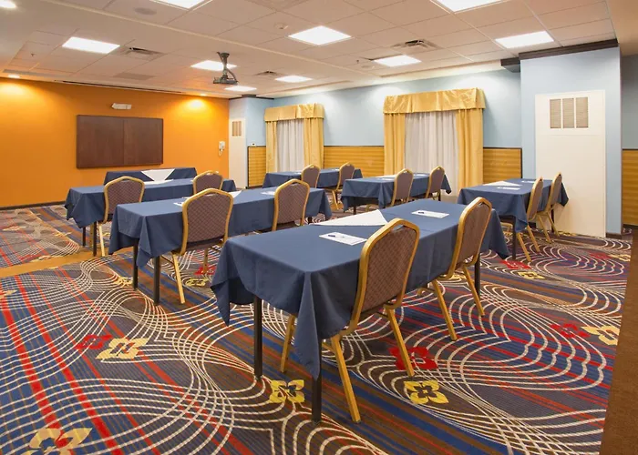 Holiday Inn Express & Suites Denver North - Thornton By Ihg