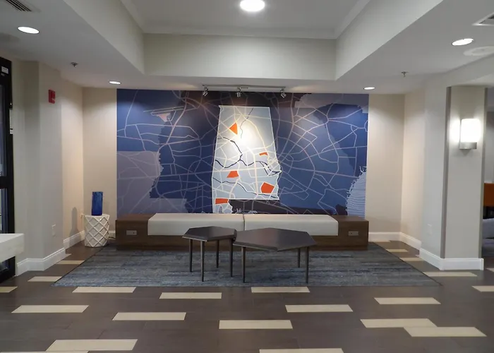 Holiday Inn Express & Suites - Huntsville Airport By Ihg