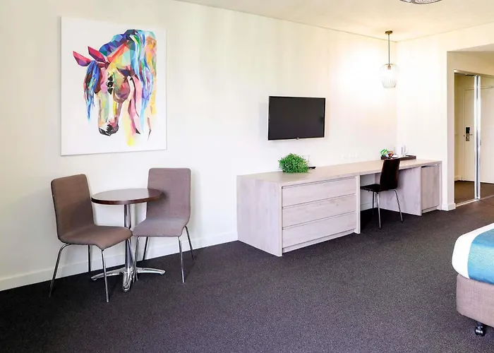 Mantra Melbourne Melton