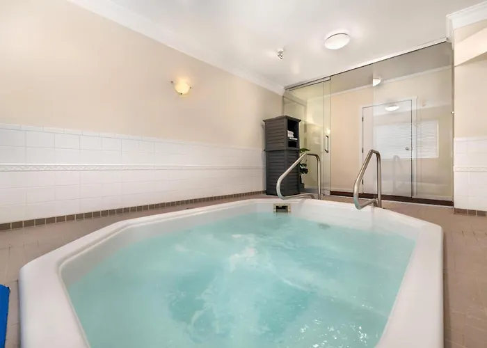 Best Western Plus Columbia River Hotel