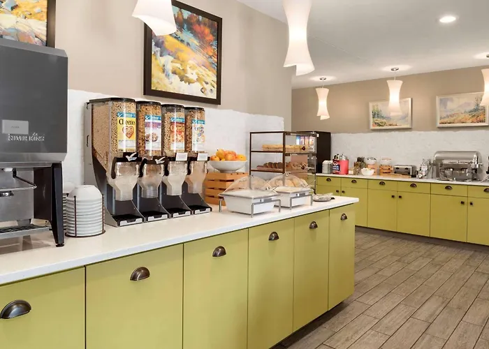 Country Inn & Suites By Radisson, Duluth North, Mn