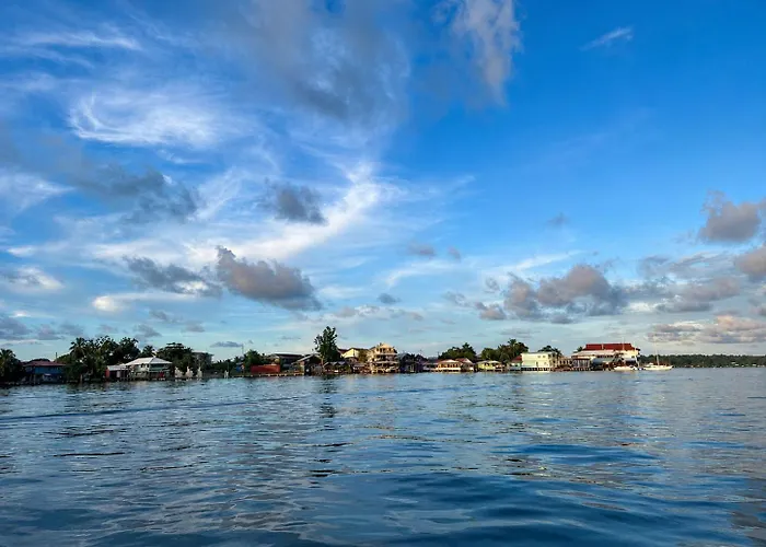 Hotel Bocas Town