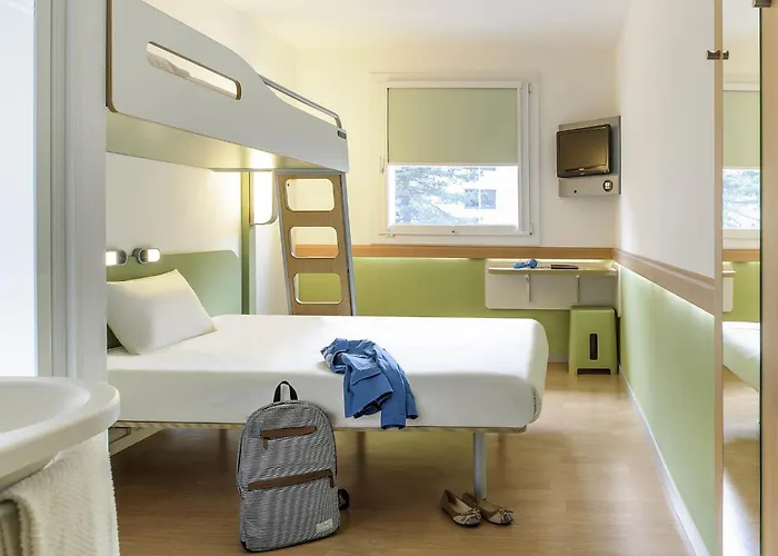 Ibis Budget Pau Est