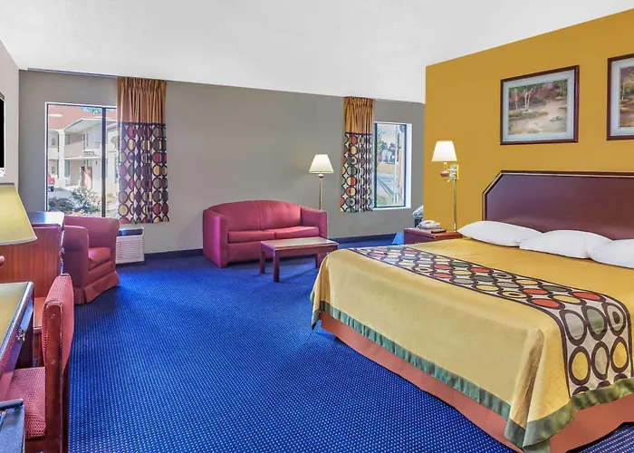 Super 8 By Wyndham Morristown/South
