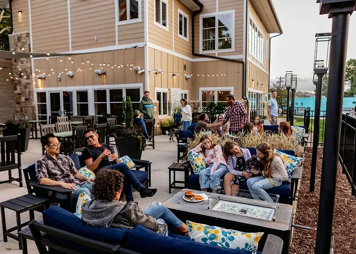 Lantern Lodge Asheville Biltmore Village