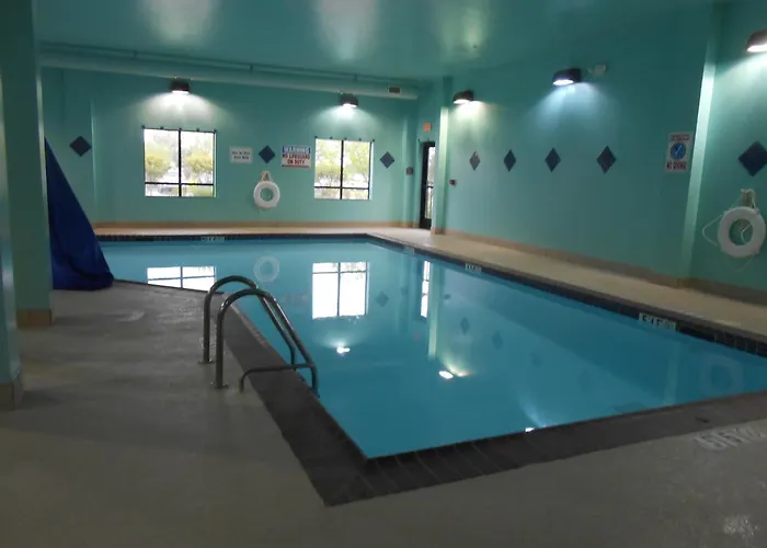 Holiday Inn Express & Suites Carbondale - University Area