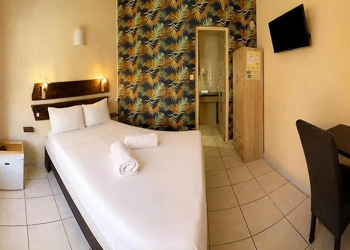 Hotel Ylang-Ylang - A Partir De 16 Ans