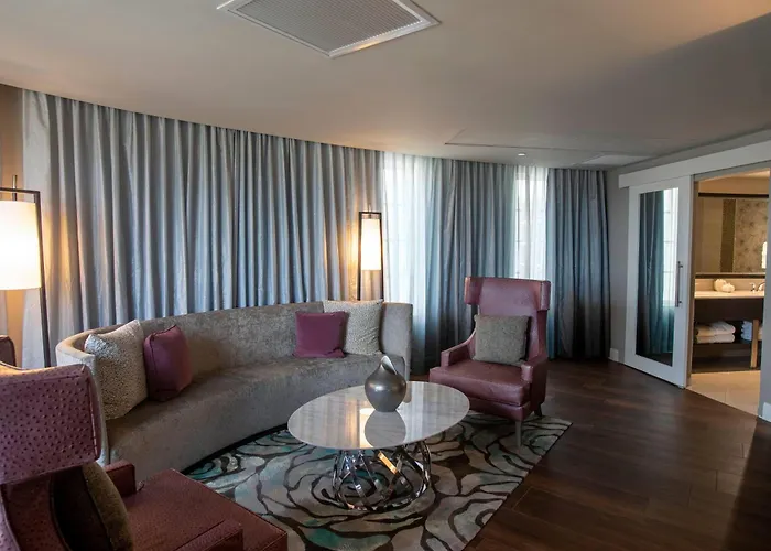 Wyndham Grand Jupiter At Harbourside Place