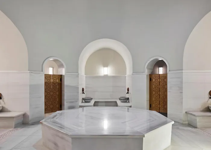 TITANIC Gendarmenmarkt Berlin