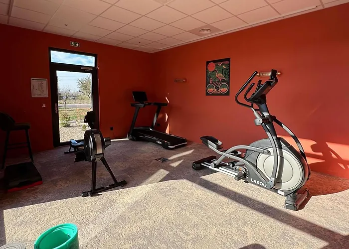 Ibis Budget Saint-Martin-De-Crau Porte De Camargue