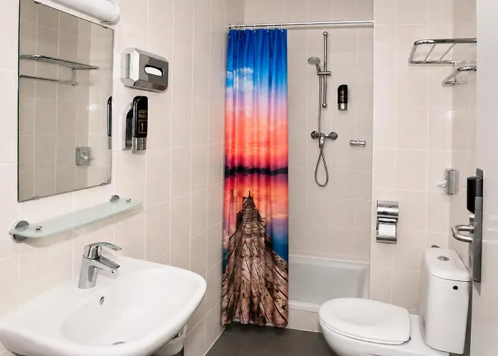 Amsterdam Teleport Hotel - Free Parking