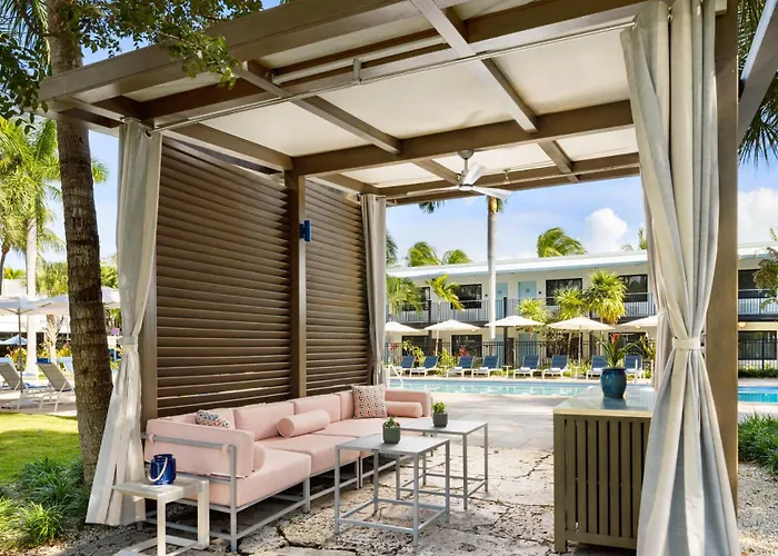 Blue Flamingo Resort Key West
