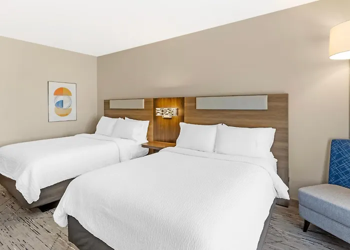 Holiday Inn Express & Suites Douglas By Ihg