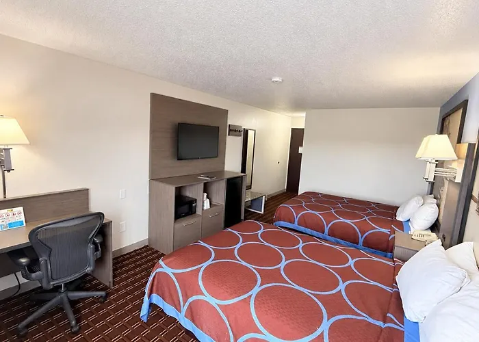 Super 8 By Wyndham Wisconsin Dells