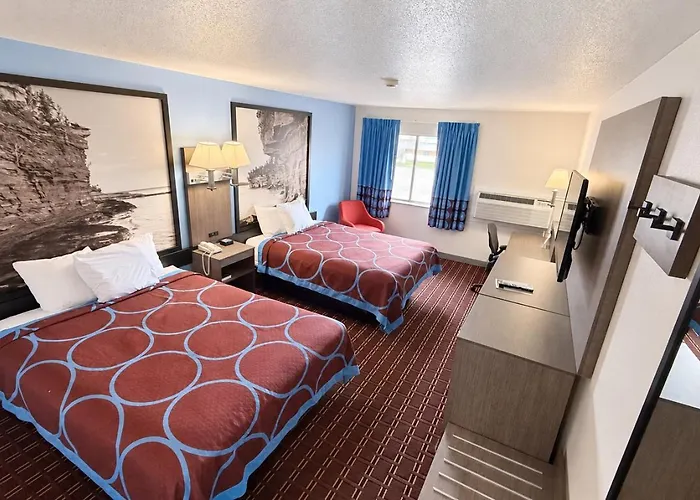 Super 8 By Wyndham Wisconsin Dells
