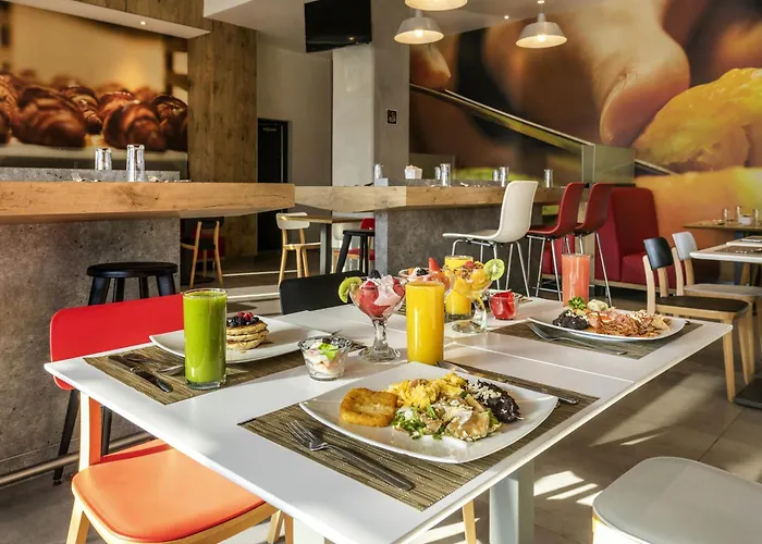 Ibis Queretaro