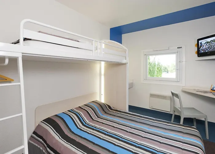 hotelF1 Evreux Sud