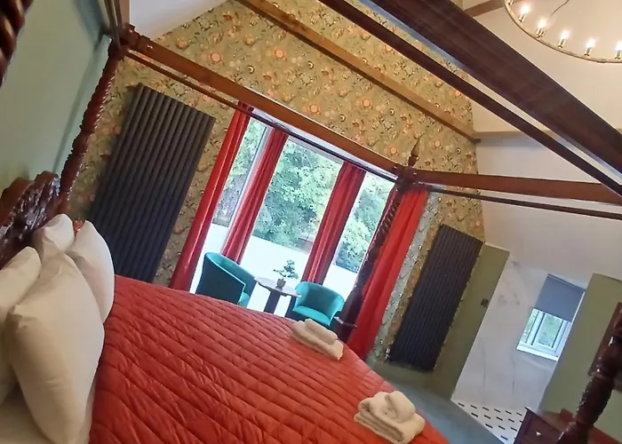 The Jacobean Hotel