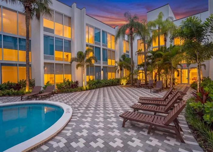 Tropical Palms Hotel