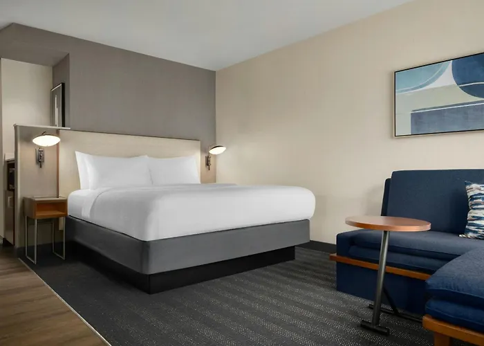 Courtyard By Marriott Columbia