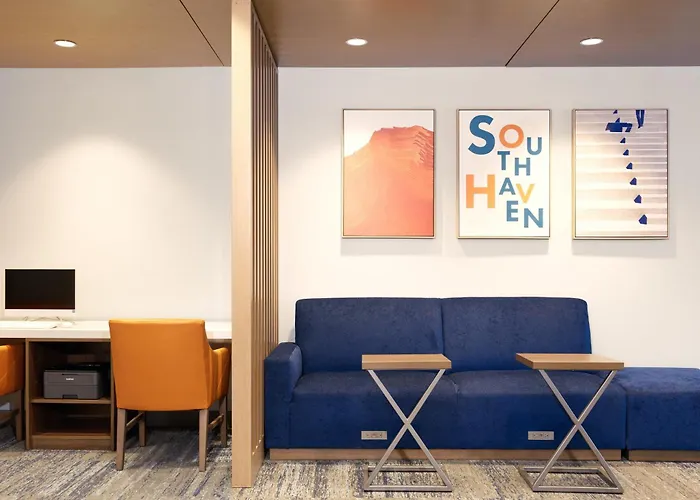 Holiday Inn Express & Suites Sarasota Bradenton By Ihg