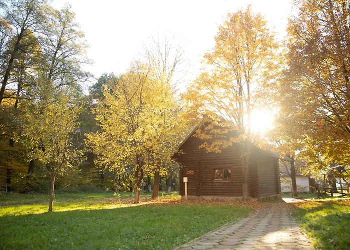 Bogolvar Retreat Resort - Курорт Для Усамітнення "Богольвар"