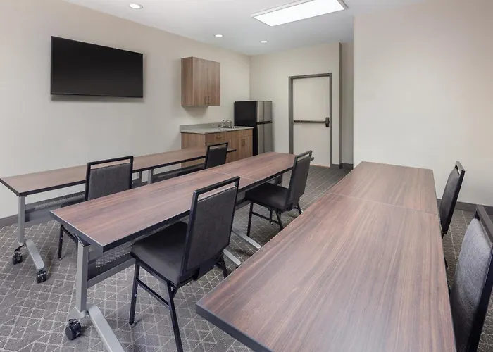 Candlewood Suites St. Robert By Ihg
