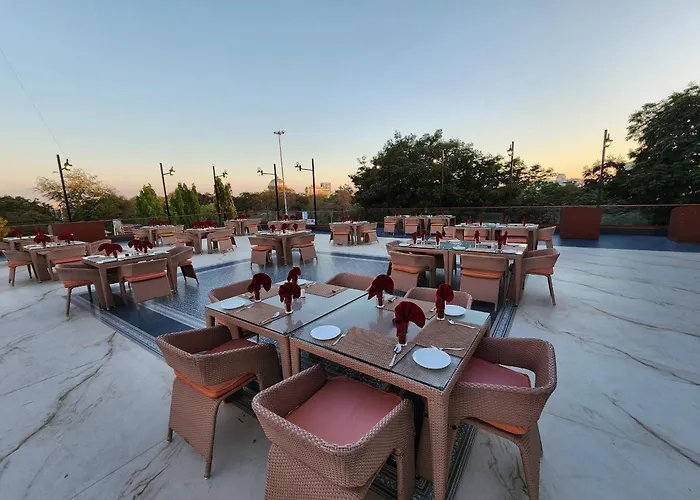 Hotel Aram