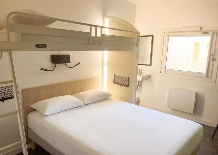 Unisotel Bollene A7 Ex-Hotel F1