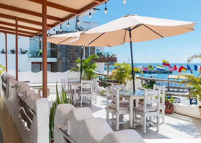 Hotel Casa Blanca