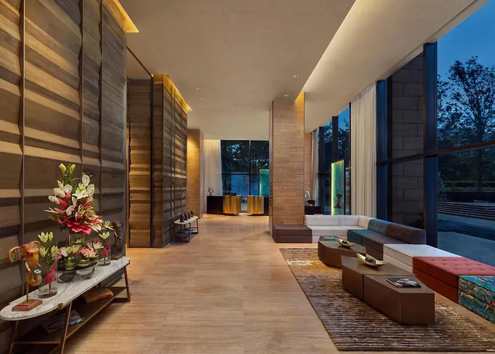 The Den Bengaluru, Lxr Hotels & Resorts