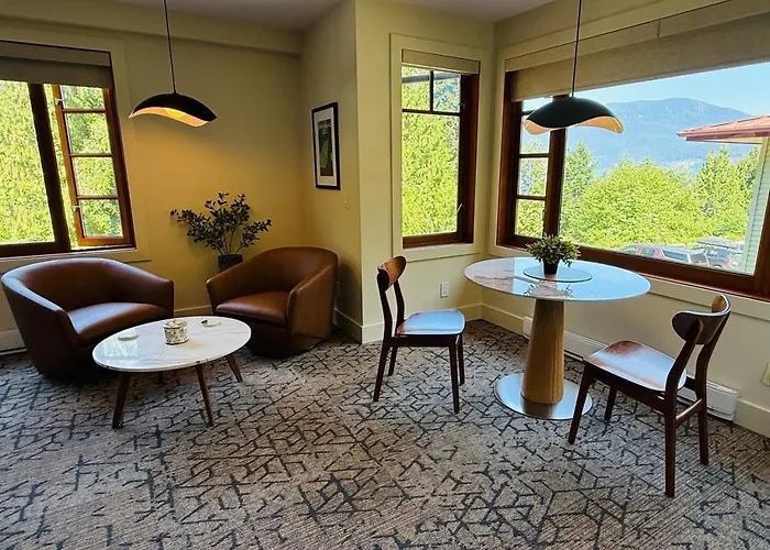 Artisan Suites On Bowen