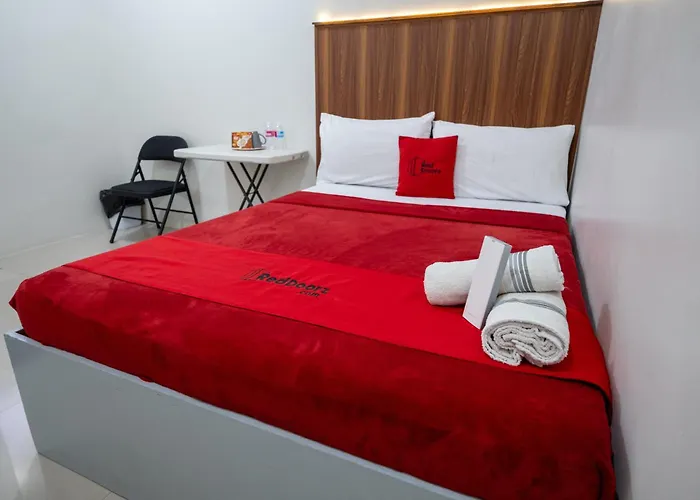 Reddoorz Plus @ Casa Lucia Sindalan San Fernando City Pampanga
