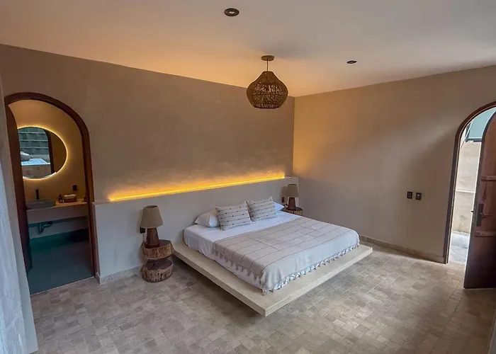 Hotel Makaaba Eco-Boutique