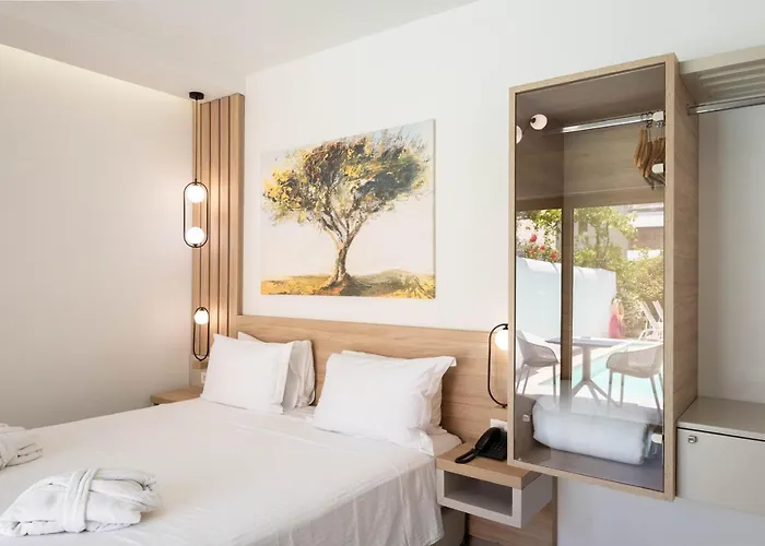 Epavli Boutique Luxury Suites
