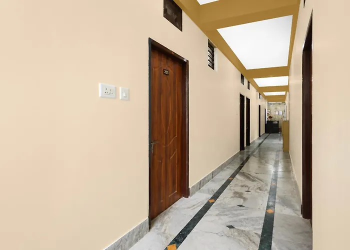 Hotel O Aarshi Palace