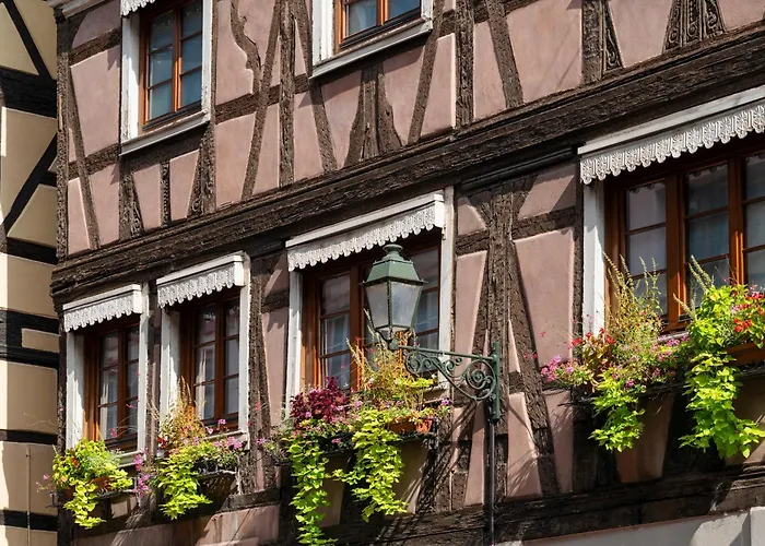 Hôtel de l'Europe by HappyCulture
