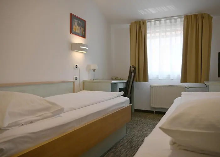 Lipa, Hotel & Bistro