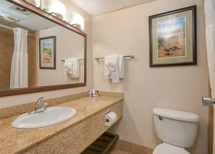 Ramada Plaza By Wyndham Nags Head Oceanfront