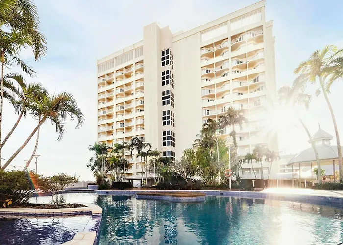 Pullman Cairns International