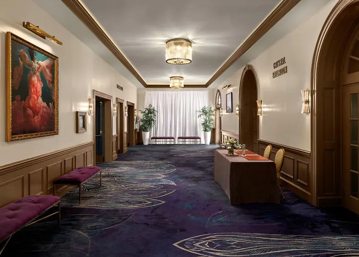 The Historic Cavalier Hotel And Beach Club Autograph Collection