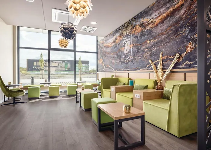 Super 8 by Wyndham Oberhausen am Centro